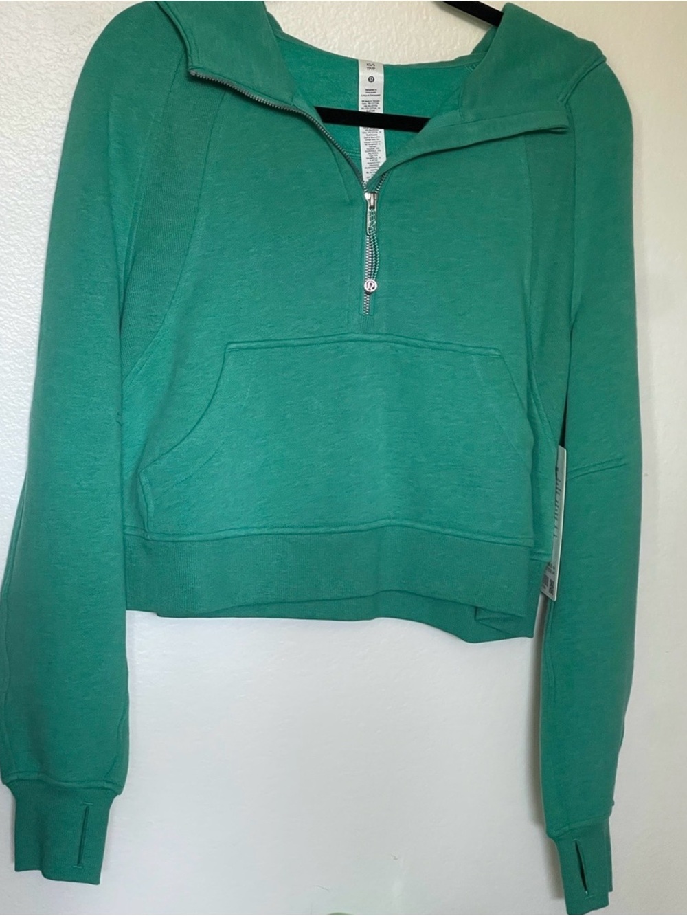 NWT Lululemon Scuba Oversized Half-Zip
Hoodie Heathered Kelly Green